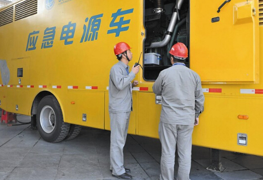 西陵如何清理被灰尘覆盖的机油散热器？
